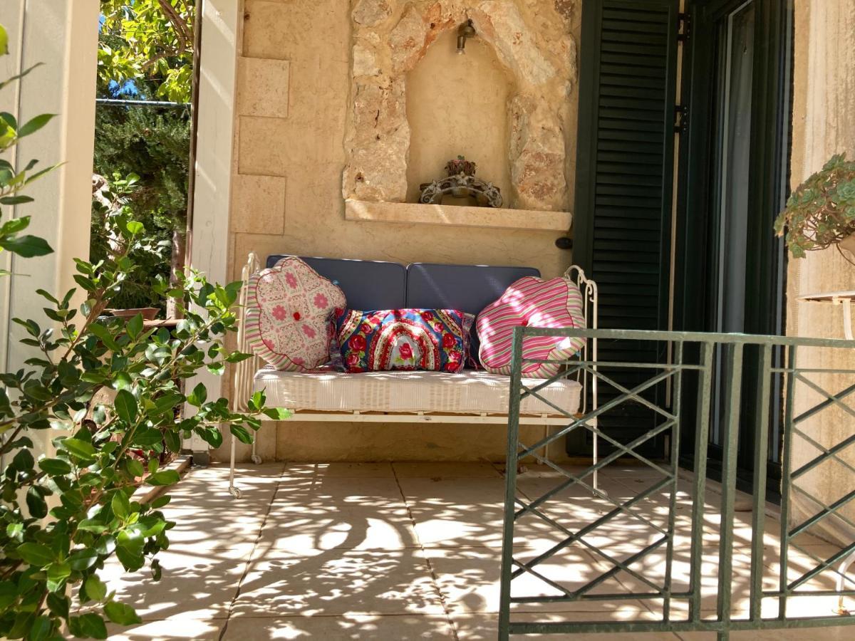 Olive House Traditional Villa With Pool シティア エクステリア 写真